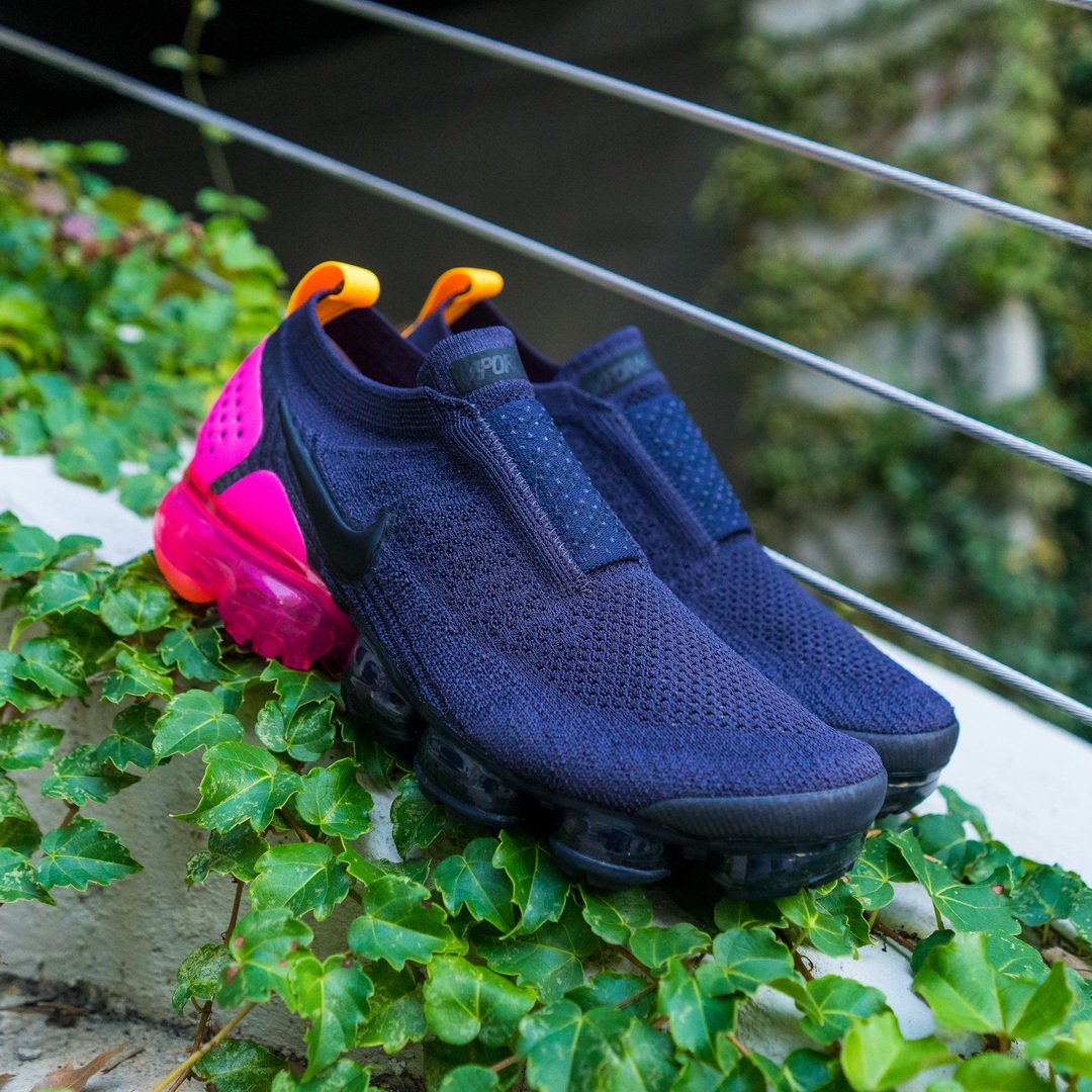 vapormax moc pink blast