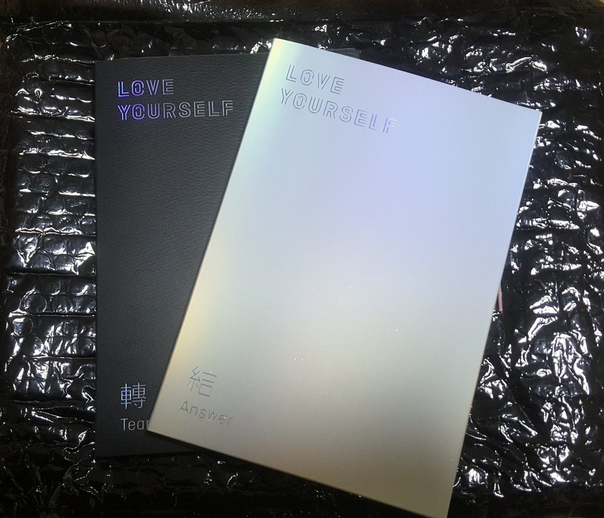 7bts613V's tweet photo. RT+FOLLOW)) Love Your Self 앨범 무료양도
오늘 방탄 대상도 받고 상3개받아서 기분좋네요!!
럽셀 앨범 전,결 포카제외 풀구성 한분께 전부 드려요
원하시면 포스터도 드립니다:)
💜방탄 월드소셜아티스트,본상,대상 축하해💜 https://t.co/SUBHjCQa2d