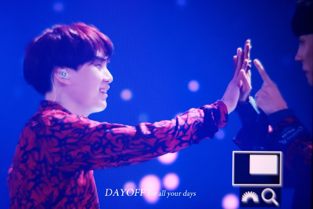 detyoonseok's tweet photo. this sequence so cute https://t.co/uNwuBSUJzN