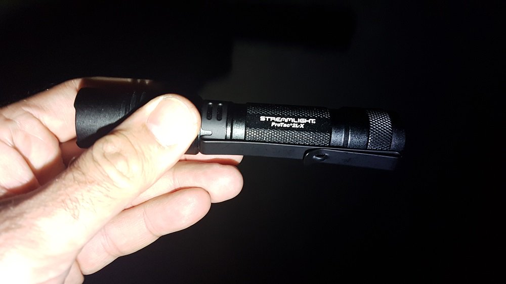 DPMHAUS1's tweet photo. The compact, ultra-bright @Streamlight #ProTac #2LX USB is a solid option for an emergency preparedness #flashlight, ideal for your everyday carry setup. #MONCh #GearBox approved. https://t.co/lfyQD7oyq2 #edc #tacticalgear https://t.co/KjERGlldsJ