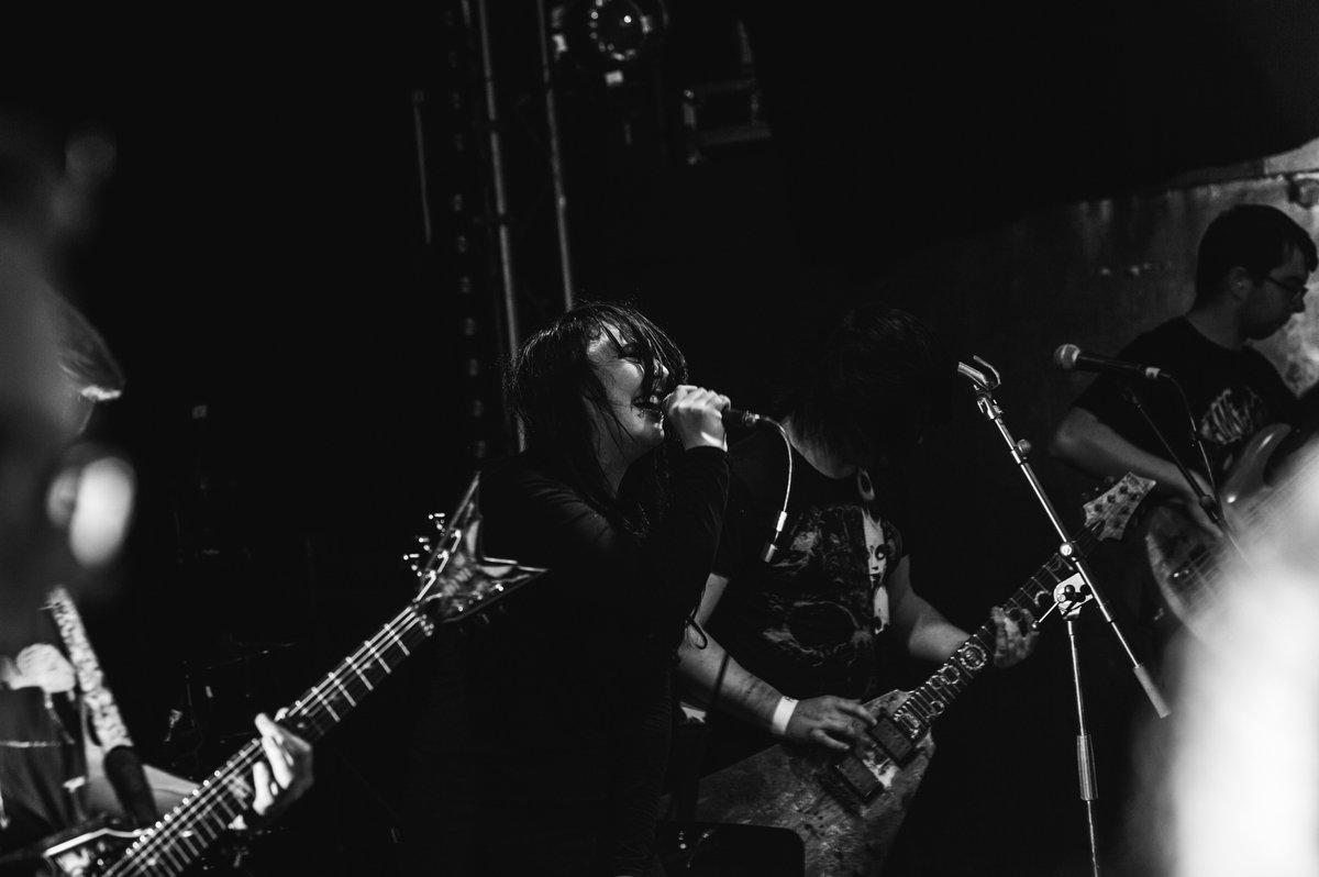EdgeOfObsidian's tweet photo. Here's a few snaps from our @o2academynewc show on Friday. Big thanks to Jay Dawson for these 🤘#SupportLocalMusic #RockBand #newalbum https://t.co/AZioaCmNGY