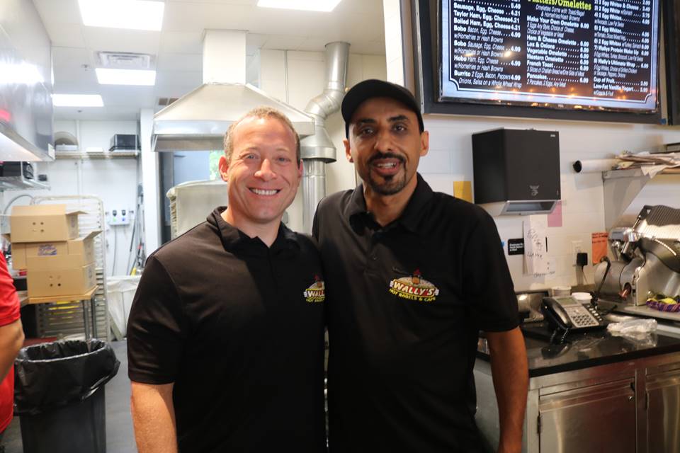 RepJoshG's tweet photo. There is nothing small about the impact of small businesses on the North Jersey economy. They’re where the jobs are. @WallysHotBagels owner Wally Hassan employs 20 North Jersey workers in his Closter location alone, and has been serving our community for more than 20 years. https://t.co/GpZwWZUcY2