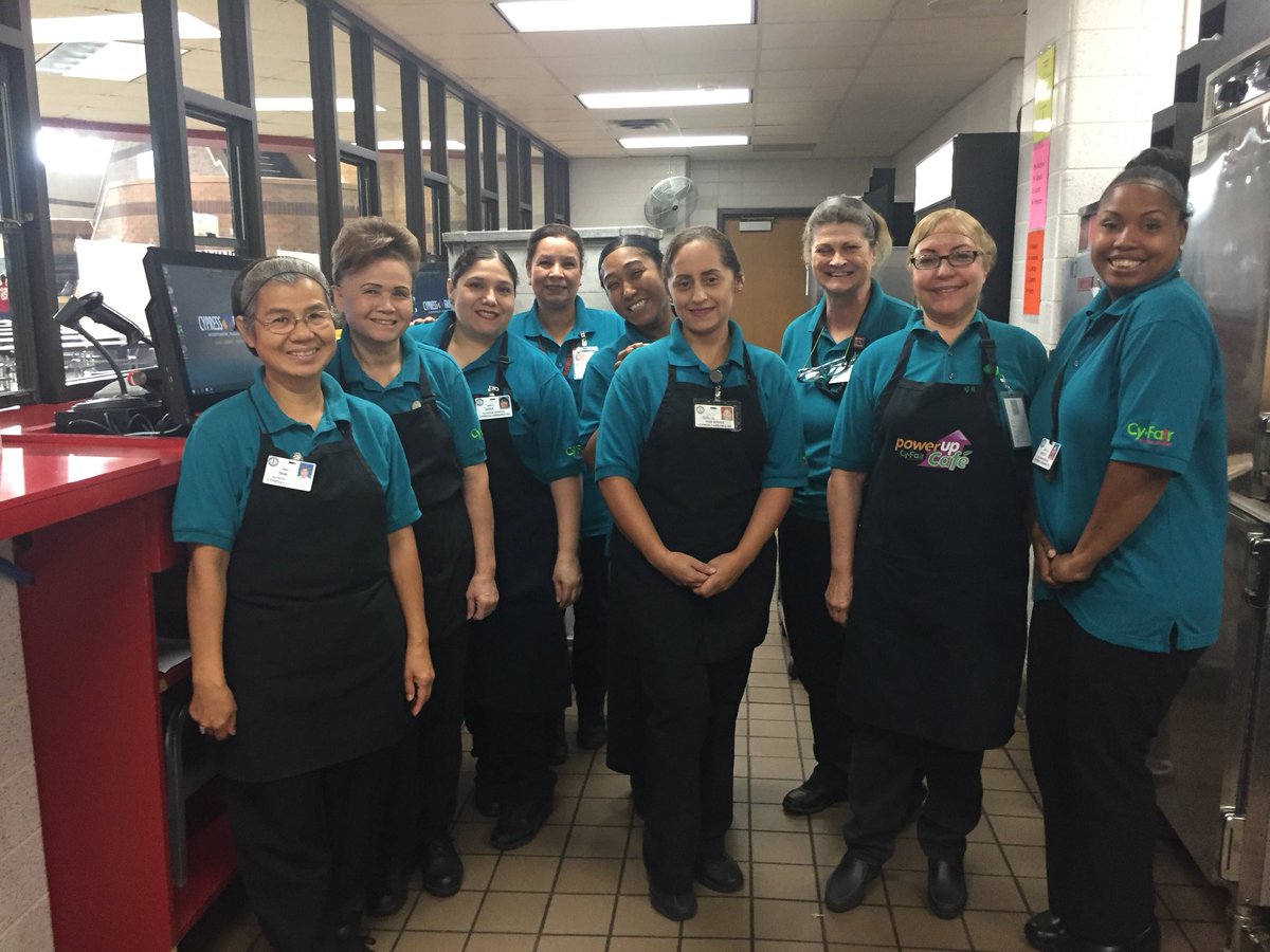 powerupLisaRD's tweet photo. Ladies of Langham are busy working through kitchen construction with a smile!! Can’t wait to move in our new cafeteria! @langhamcreekhs @PowerUpCafe #PowerUpProud #CFISDBack2school #CFISDSpirit https://t.co/jkkh2L66Th