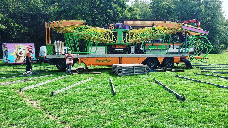RTVDrenthe's tweet photo. Assen kent sinds mensenheugenis de TT Kermis en de Paaskermis. Daar komt een derde kermis bij, namelijk een driedaagse familiekermis aan de Baggelhuizerplas https://t.co/lrDeyCmwSZ https://t.co/O0THIlClP7