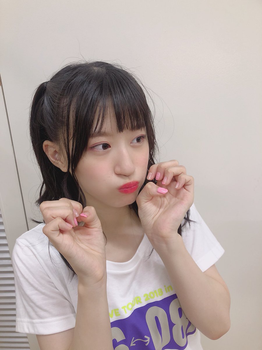 jonishi_rei's tweet image. ユニットは #口移しのチョコレート でした😛💗

大きなステージでユニットのセンターをやらせていただくことができすごく嬉しかったです。

こんなにセクシーな大人な曲をまさか自分がさせていただける日がくるなんて思ってもいませんでした、、、💭

いつもとは違うユニット
楽しかったっ😝🍫💗