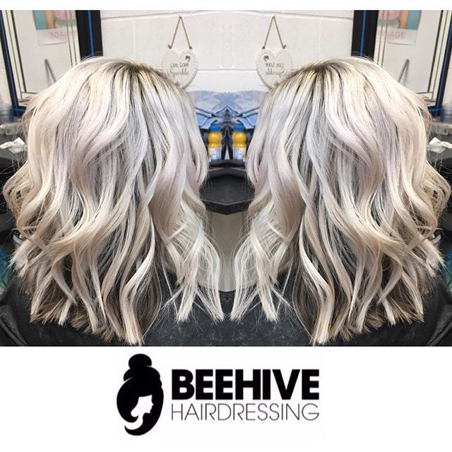 HHWH_SA's tweet photo. Lose the brassy yellow and embrace silver and ash tones with OSMO 's Super Silver No Yellow Shampoo. https://t.co/EqzpQuj1W9