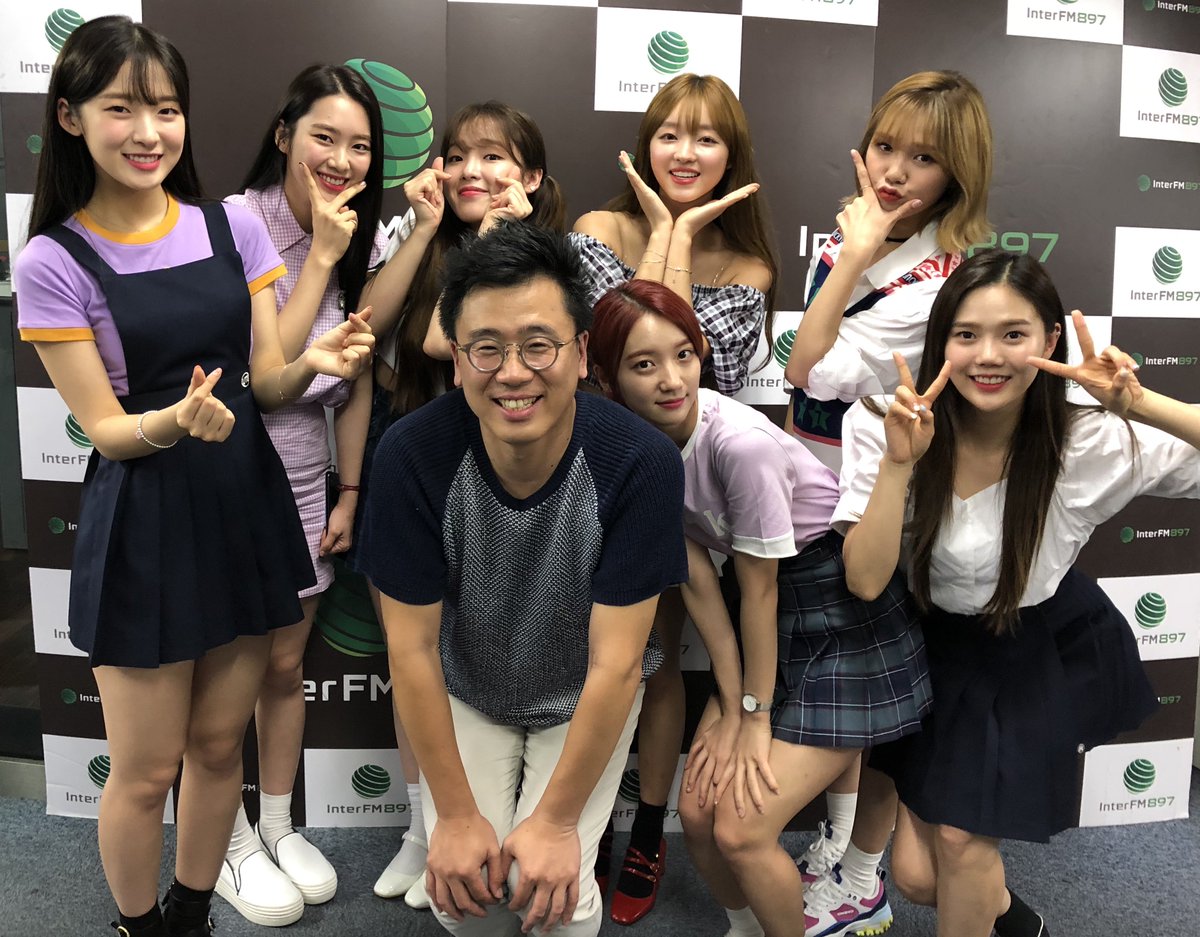 RefillKorea's tweet photo. #refillkorea #interfm897 
31日（金）のRefill Korea!はOH MY GIRL BANHANAのメンバー7人全員で登場！😍楽曲に負けないくらい、キュートなトークでスタジオは大盛り上がりでした😊メンバーからの素敵なプレゼントもありますよ！是非、最後まで聴いてくださいね☺️

#OHMYGIRLBANHANA https://t.co/tCKC7hOwLS
