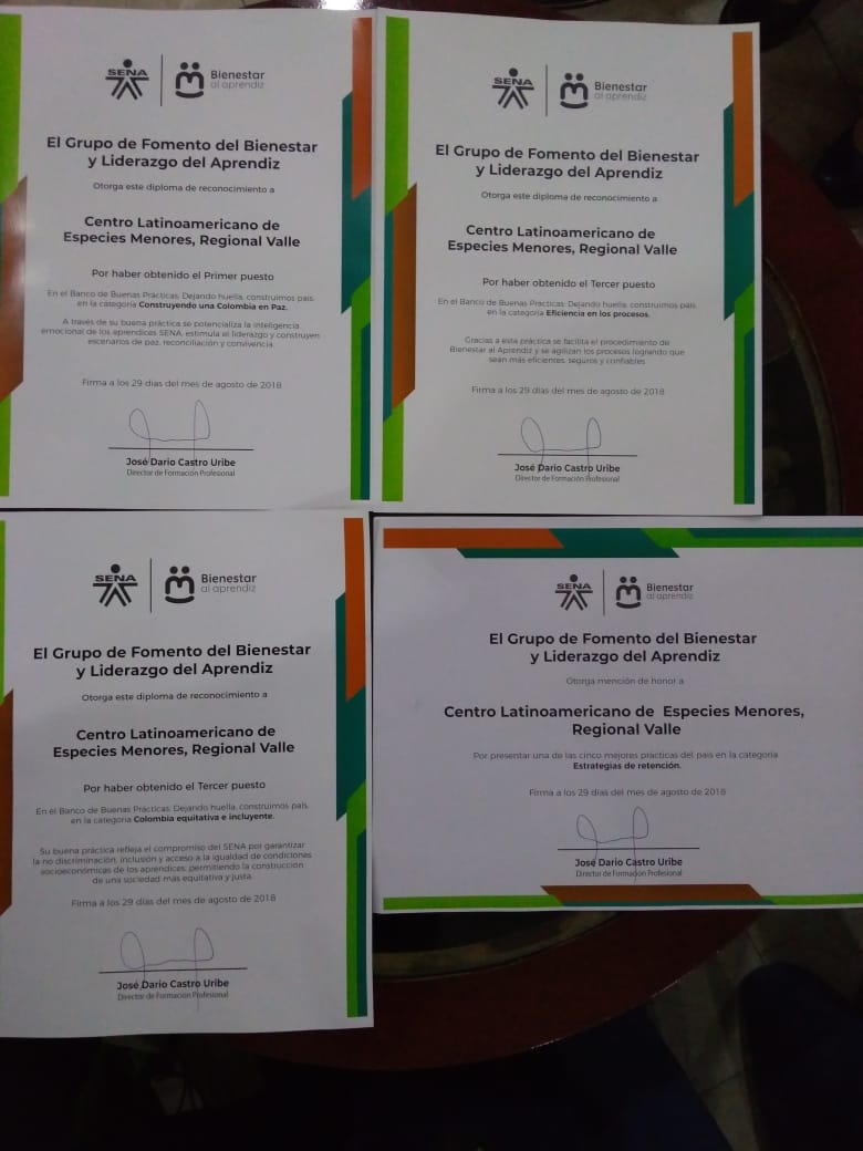 alumare2017's tweet photo. Me llena de alegría compartir este logro de Bienestar al Aprendiz #CLEM, el cual es fruto del esfuerzo, la dedicación, la perseverancia, la iniciativa y el reinventarnos cada día, motivándonos para construir espacios de crecimiento integral para nuestros aprendices ¡Mil Gracias! https://t.co/chn2CopxyG