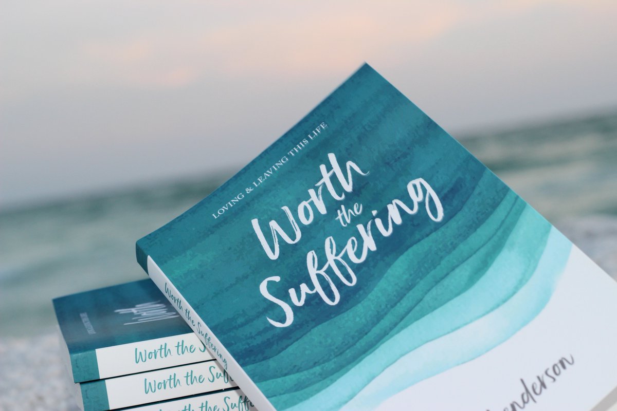DistressedRoots's tweet photo. Read the latest newsletter and learn about my ambitious dream for #WorthTheSuffering
https://t.co/vaXytLYqbn https://t.co/kYVK0AwoEY