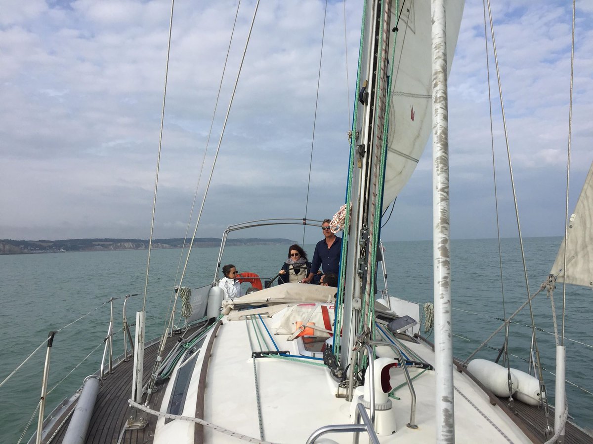 Tourisme76's tweet photo. Voyage presse organisé sur 2 jours le long de la côte d’Albâtre par @_SMA76
A la découverte de #LeTréport #Eu, #Dieppe et #Varengenville pour 4 journalistes 😀
#lanormandieimpressionnante
@DieppeTourisme @letreportmers https://t.co/ojnVhzcuQz