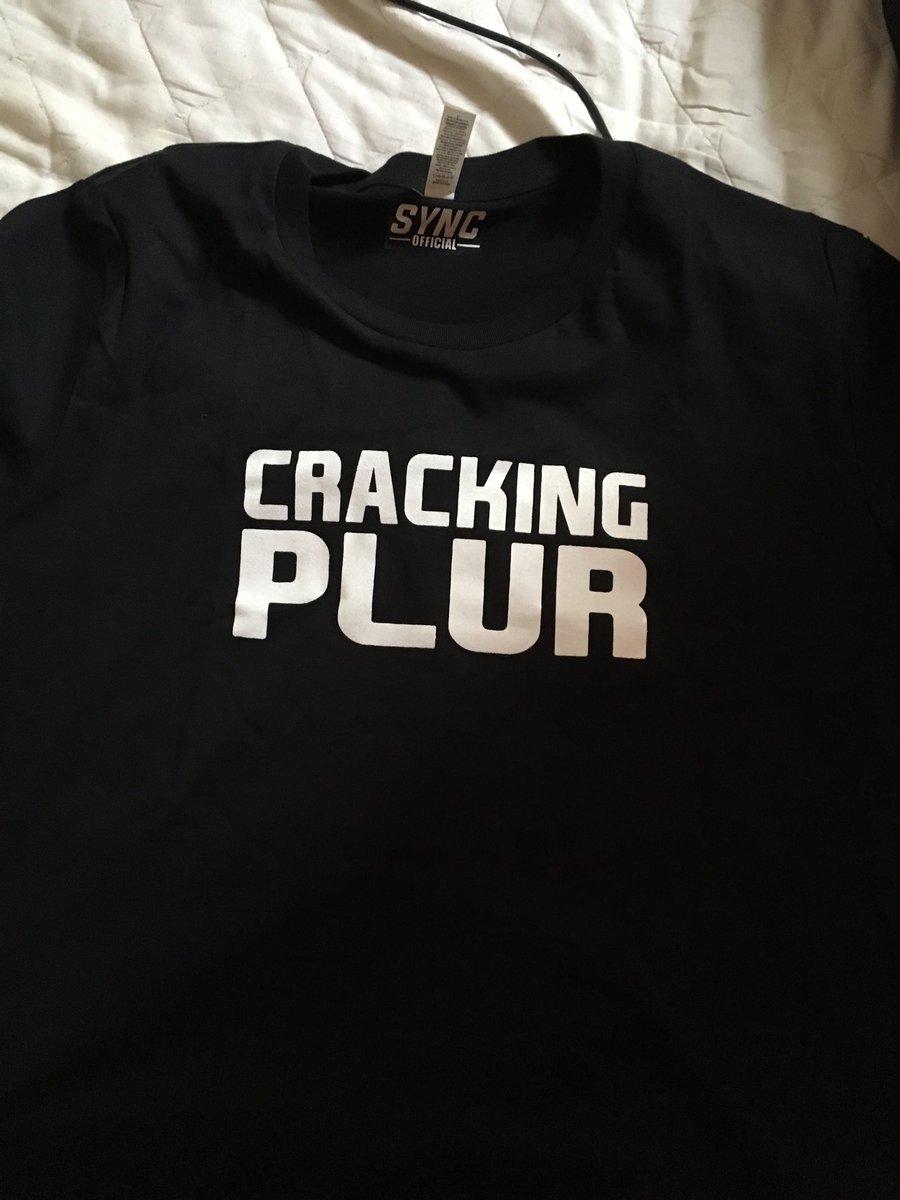 stefh414's tweet photo. @TwoSyncOfficial the t-shirt I won came 😍 thank you so much guys, still shocked that I won the competition with amount of entries.. but well done to everyone that entered #crackingplur https://t.co/K1BWbvkk8s