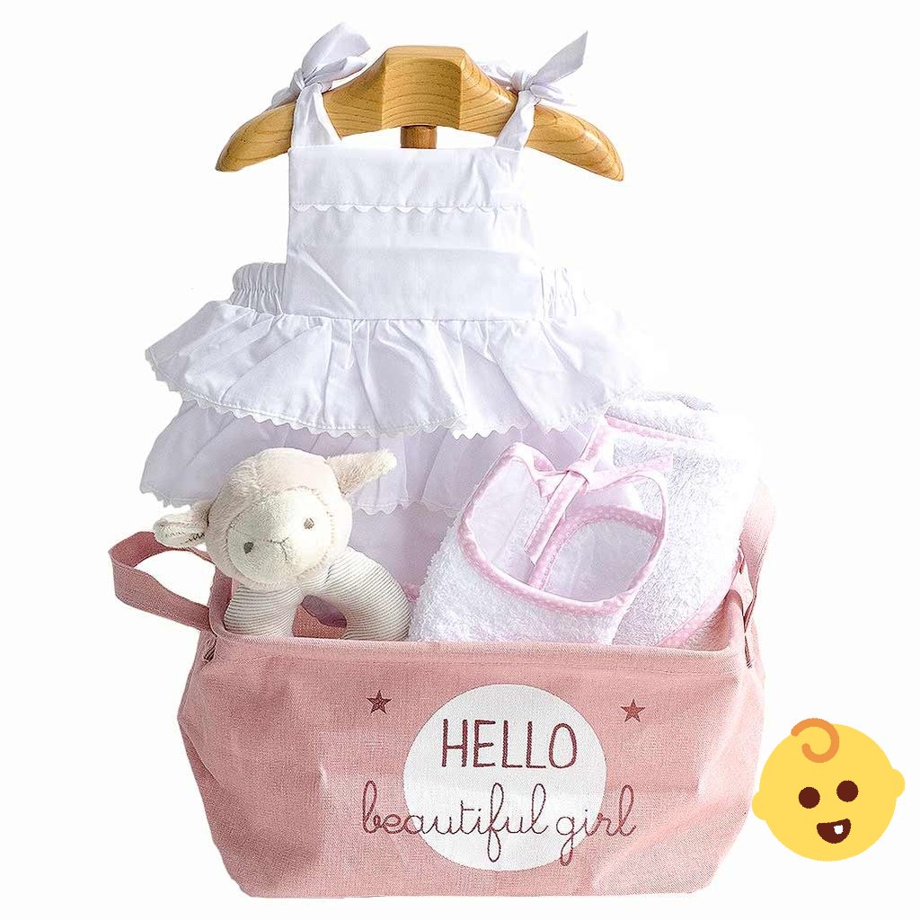Yo y @xImAnAngel_ hemos comprado un regalito para Kara <a href="/Batipendex/">Cas 🐨</a> @Half_Heaven ❤️👶🏻