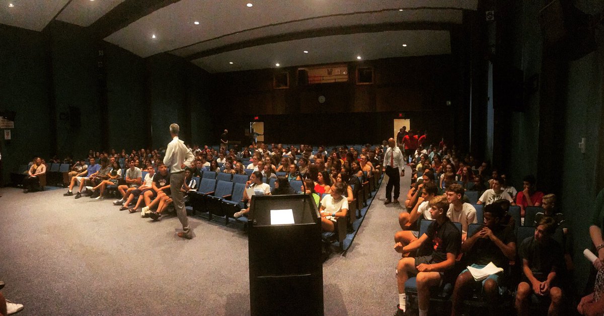 LBKSGA's tweet photo. LHS Class of 2022 Freshmen Orientation! #LHSPride #LHSFamily #LHSSGA https://t.co/hmjgugafj2