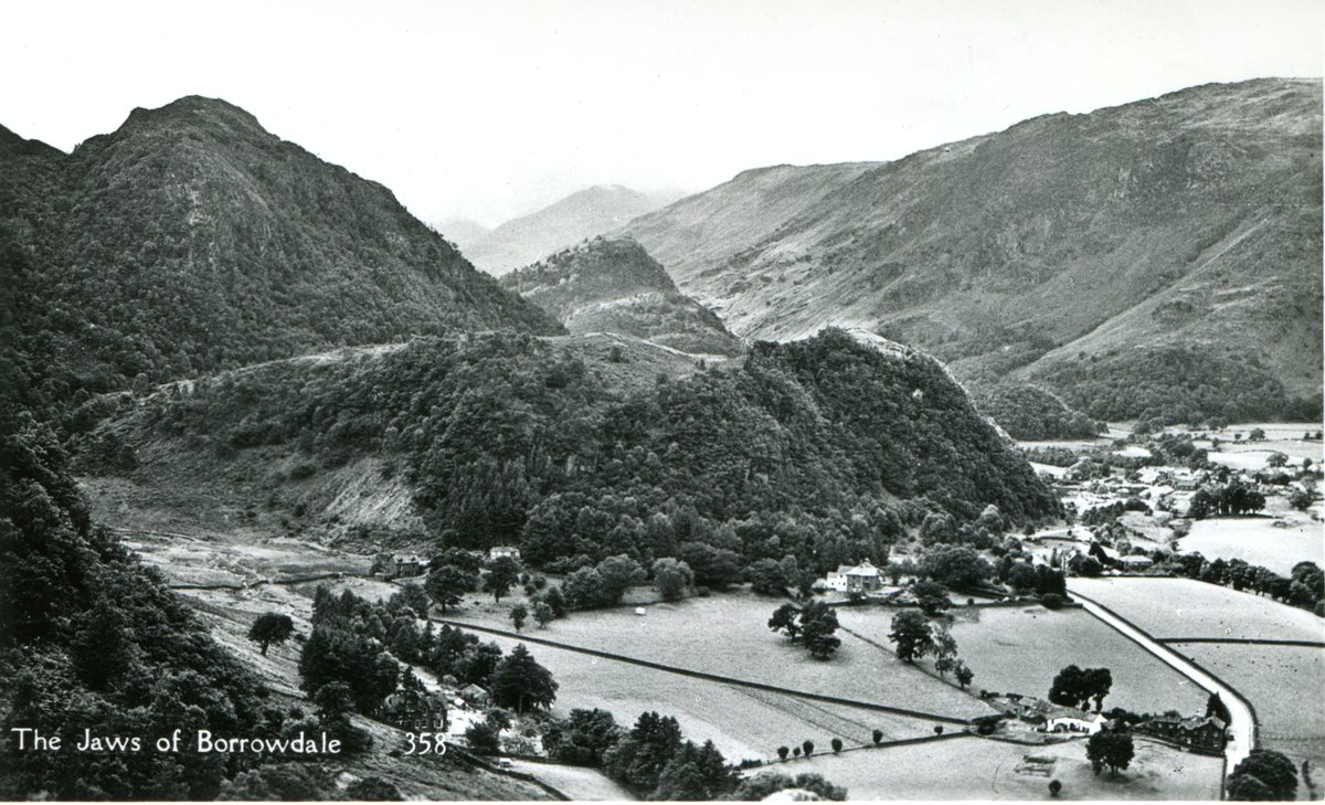 Enjoy the Lake District's scenery, villages and people from a century ago in this collection of incredible pictures by Simon Reed amazon.co.uk/Lake-District-… @lakedistrictnpa @DestinateLakes @LDHotels @LakeDistrictPR @TheLakeDistrict #LakeDistrict