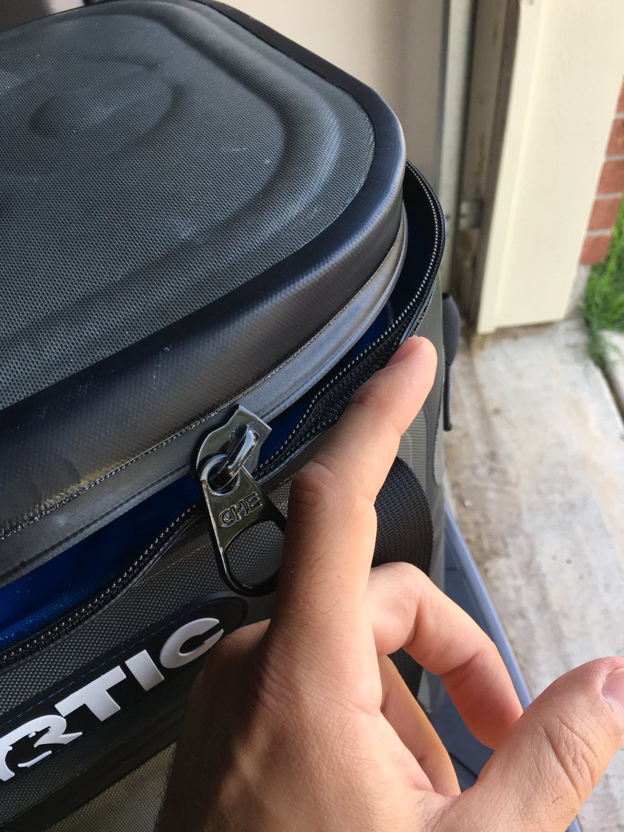 bachakil's tweet photo. @RTICCoolers I received as a gift, no receipt.This item was purchased at Houston store during July 18’.Have been back n forth chatting with reps from July 19’ but have no resolve. Zipper gave out it’s not abused,very disappointed with the quality, service,warranty. Please help! https://t.co/AzOTTfxQao