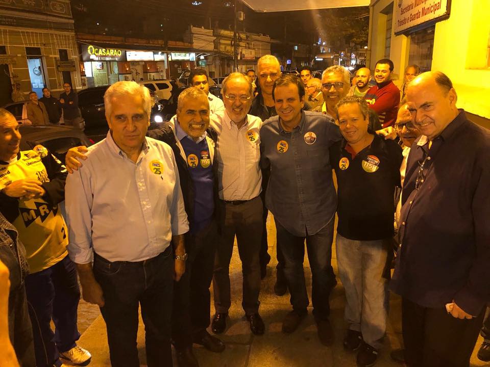 Comte_educacao's tweet photo. A ausência de governo tem deixado a região sofrida, mas o Rio é viável e vamos reverter essa situação. Fortalecer a parceria entre o estado e as cidades e trazer de volta o orgulho de ser cidadão fluminense.

#NossoEstadoTemSolução
#PaesGovernador
#ComteVice
#ComteComPaes
#Vote25 https://t.co/GC8q9ZaAGI