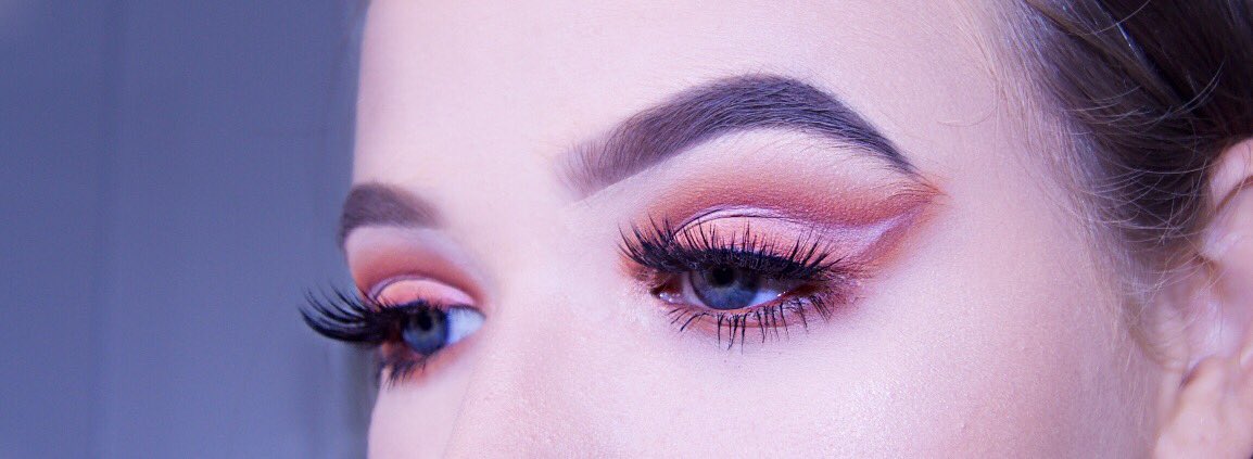 LiviaXMakeup's tweet photo. @UDM_MUAS Some more lol https://t.co/HejgzY8nyD