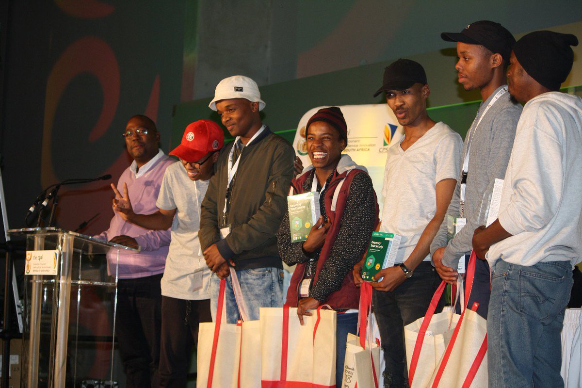 cpsi_sa's tweet photo. #2018PSIHack winners: @ number #3 Bug-Hammers, #2 Eye See You and the #1 winner is Call 2 action with a solution addressing GBV. #2018PSIConference @MinAyandaDlodlo @DrPilane_Majake @thedpsa @SAgovnews @Geekulcha @thensgZA https://t.co/jAmGqIQ8pT