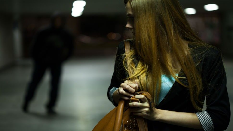 kimkomando's tweet image. As a #college student, it can be a bit unnerving to walk through an abandoned #campus late at night or wait for a bus when there’s no one around.These safety-focused #apps provide the tools and resources needed to stay safe as a college student. bit.ly/2N0rPZH