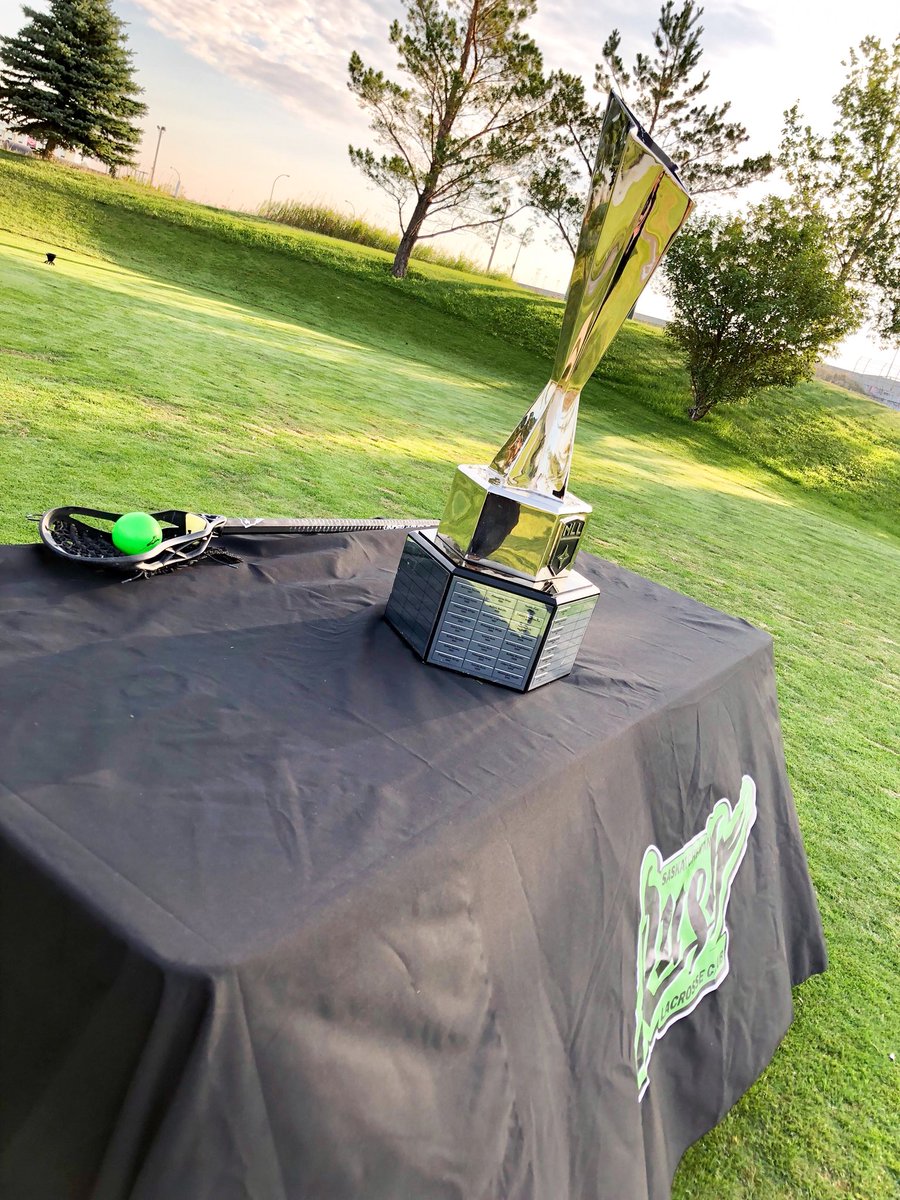 SaskRushLAX's tweet image. We came for the par-tee 🏌🏻‍♂️

Brenley Schaan, Community Relations, and the #NLLCup are hanging at @WillowsGolf for the Saskatoon @SaskParty Golf Tournament 🏆