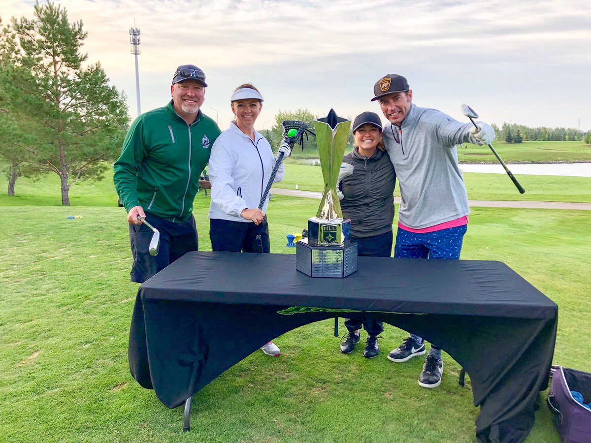 SaskRushLAX's tweet image. We came for the par-tee 🏌🏻‍♂️

Brenley Schaan, Community Relations, and the #NLLCup are hanging at @WillowsGolf for the Saskatoon @SaskParty Golf Tournament 🏆