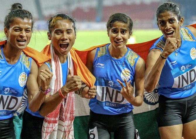 President of India (@rashtrapatibhvn) on Twitter photo Congratulations to our Golden Girls - Hima Das, MR Poovamma, Saritaben Gayakwad and Vismaya Koroth for winning the Gold in the Women's 4x400m Relay at the <a href="/asiangames2018/">Asian Games 2018</a>. Daughters of India continue to make us all proud! #PresidentKovind Congratulations to our Golden Girls - Hima Das, MR Poovamma, Saritaben Gayakwad and Vismaya Koroth for winning the Gold in the Women's 4x400m Relay at the <a href="/asiangames2018/">Asian Games 2018</a>. Daughters of India continue to make us all proud! #PresidentKovind