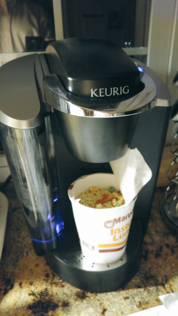 eduMakerCincy's tweet photo. Why hasn't this caught in yet??  #KeurigRamen #Engineering #CollegeDining #Making #MakerFaire --peel back the lid,  push the button on the right on your Keurig like you're making tea.... Fill w water, cover for 6 minutes... Boom you're a chef!! https://t.co/tOrhbEXe6x