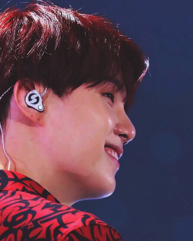 glossyvisuals's tweet photo. ⚡️ https://t.co/0A6sU8GzWu
