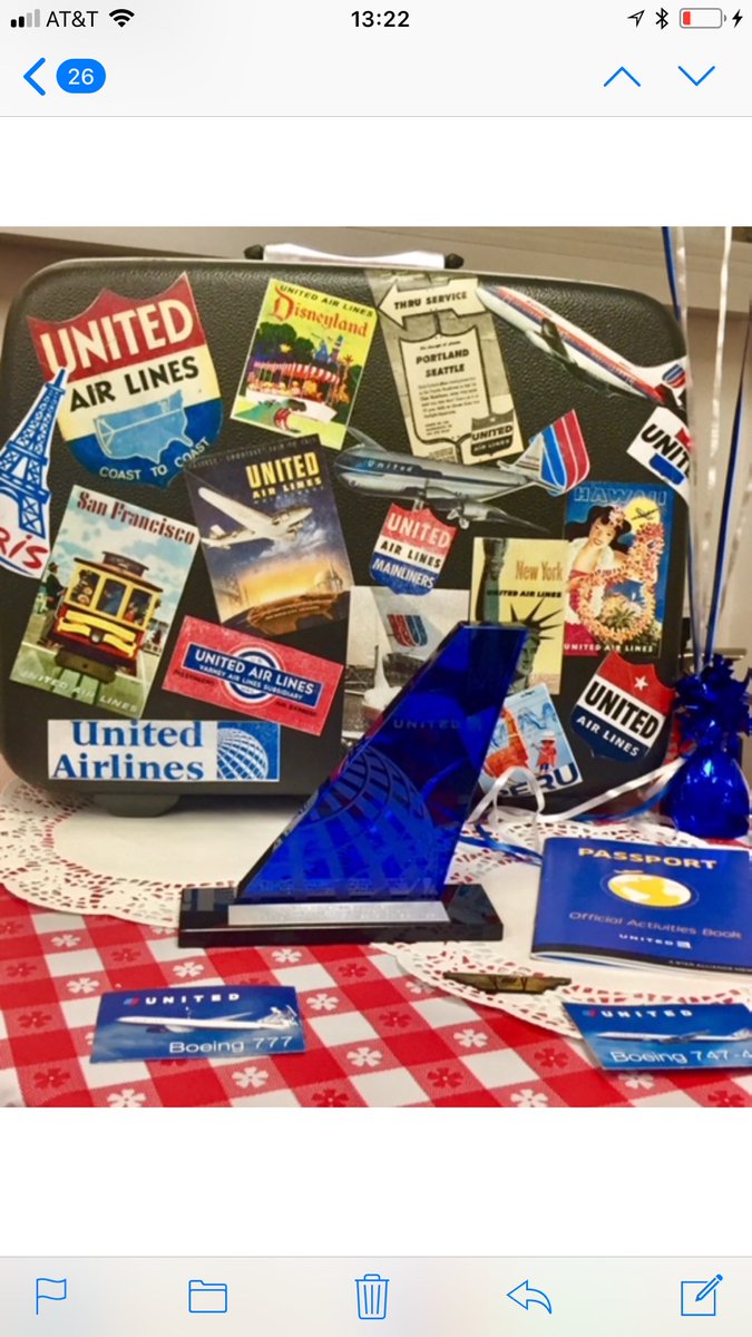 gokyo2016's tweet photo. Dear Kate, PDX wishes you  the best on your new adventures!! Happy Retirement🎈🎉✈️🎁#retirements #weareunited #Pdxteam https://t.co/0EN58CVLmp