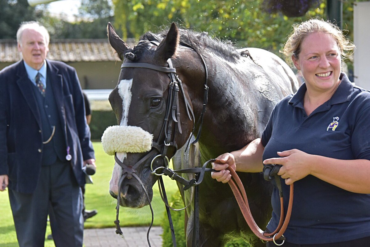 #Northernpowerhouse and #GrahamLee win the Carrs Group @BritishEBF @Plus10Bonus race. Well done trainer @BryanSmartRacin #CarlisleRaces