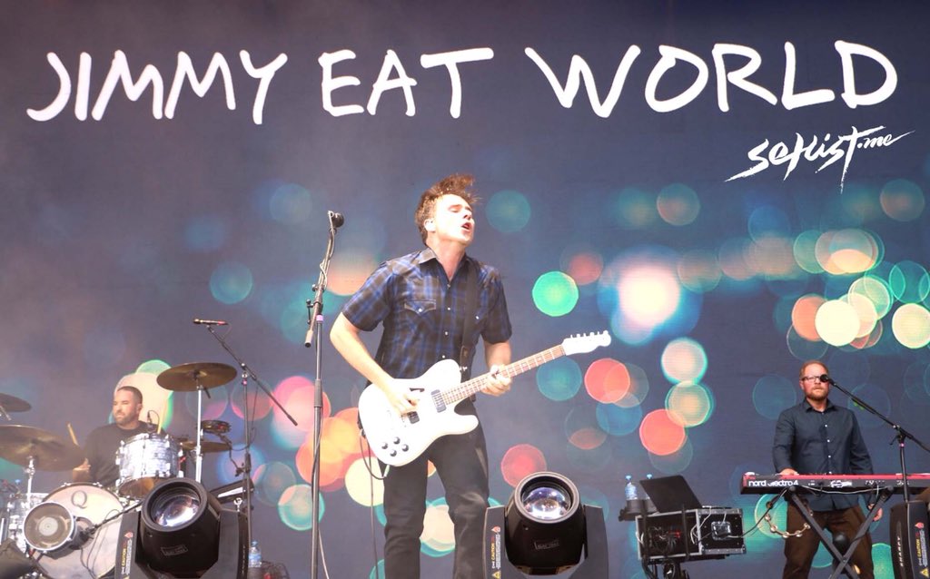 Setlist_me's tweet photo. . @jimmyeatworld en el #BudLightHellowFestival #BudLightHellowFest18 #HellowBudLight #HellowFestival #HellowFest18 #UnDíadeLibertad @HellowFestival #JimmyEatWorld https://t.co/HQdoVpZLdw https://t.co/XoC83RD72O