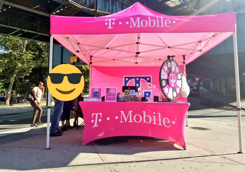 TMoTruckPutnam's tweet photo. 🤖Tactical Thursday!!🤖
Come see us now!!
#HatsOff4Heroes @JohnLegere #TMOutReachTeam #NERules https://t.co/p77JcxRkTC