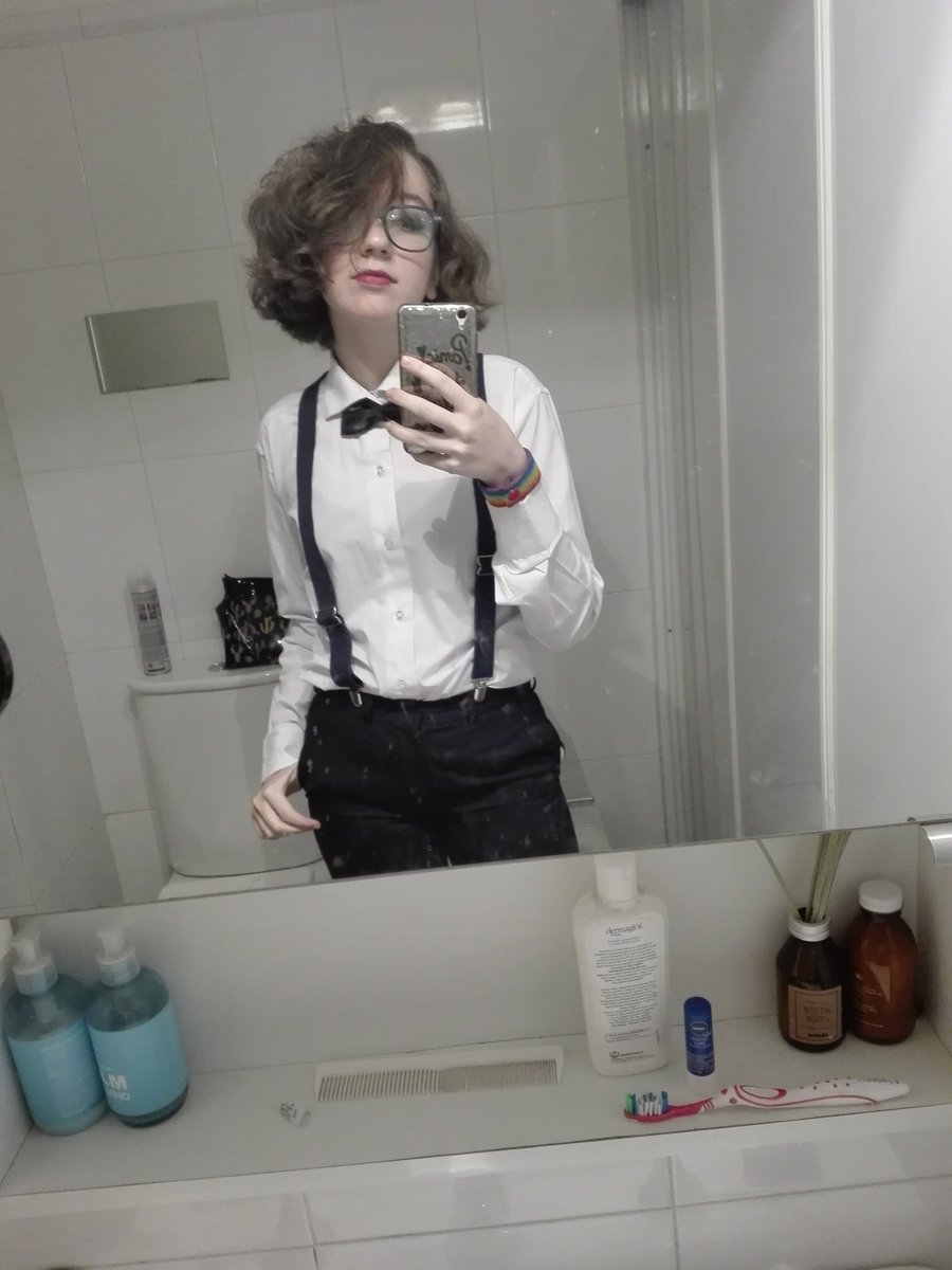 pescadotroloso's tweet photo. #GaysAroundTheWorld a lesbian, a very gay lesbian https://t.co/CkhPSwYRvQ