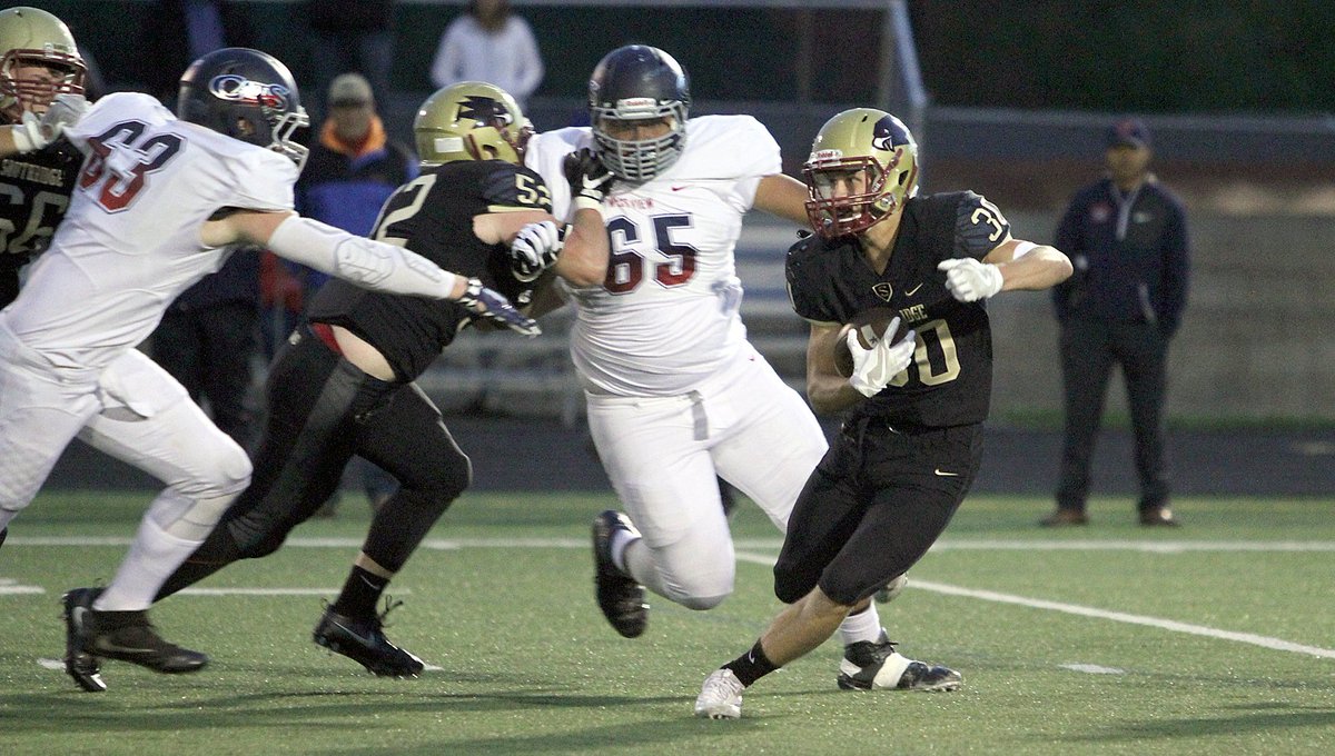 pamplinmedia.com/bvt/18-sports/… <a href="/Football_SRHS/">Skyhawk Football🏈🏈</a> ready for big '18
<a href="/kadehus23/">Kade Hustler</a> @blakesims46 @keyvaun_e <a href="/joshuacalo_/">Joshua Calo</a> <a href="/BenPak23/">Ben Pak</a>