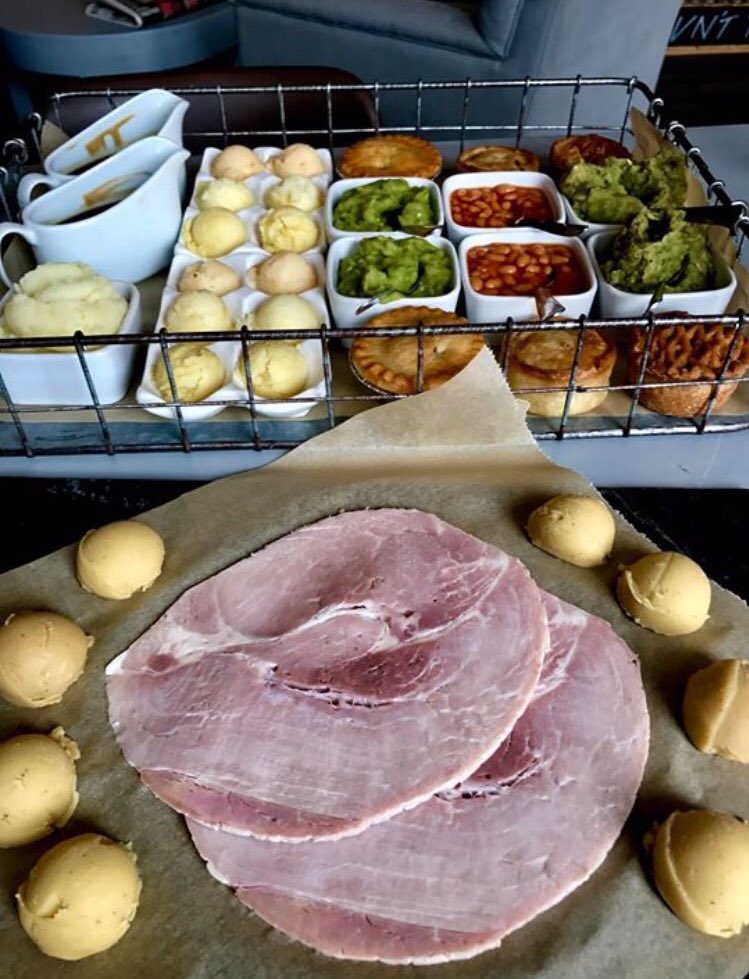 The_pieshop's tweet photo. Pie Tea Saturday is Coming booking essential but if you miss out don’t forget you can always enjoy a Pie Dinna or just a Beer and don’t forget you can now order a Pie Tea to Takeaway #pietea #takeawaypietea #piedinna #beer #pies
https://t.co/lv4rk3iQPM https://t.co/HDG6T1ZZe9