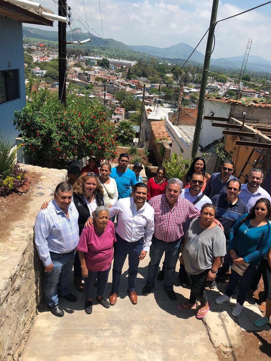 ibinmarcos's tweet photo. Continuamos gira de trabajo en #Chapala #Jalisco @SEDATU_mx https://t.co/3ePAUm3PW9