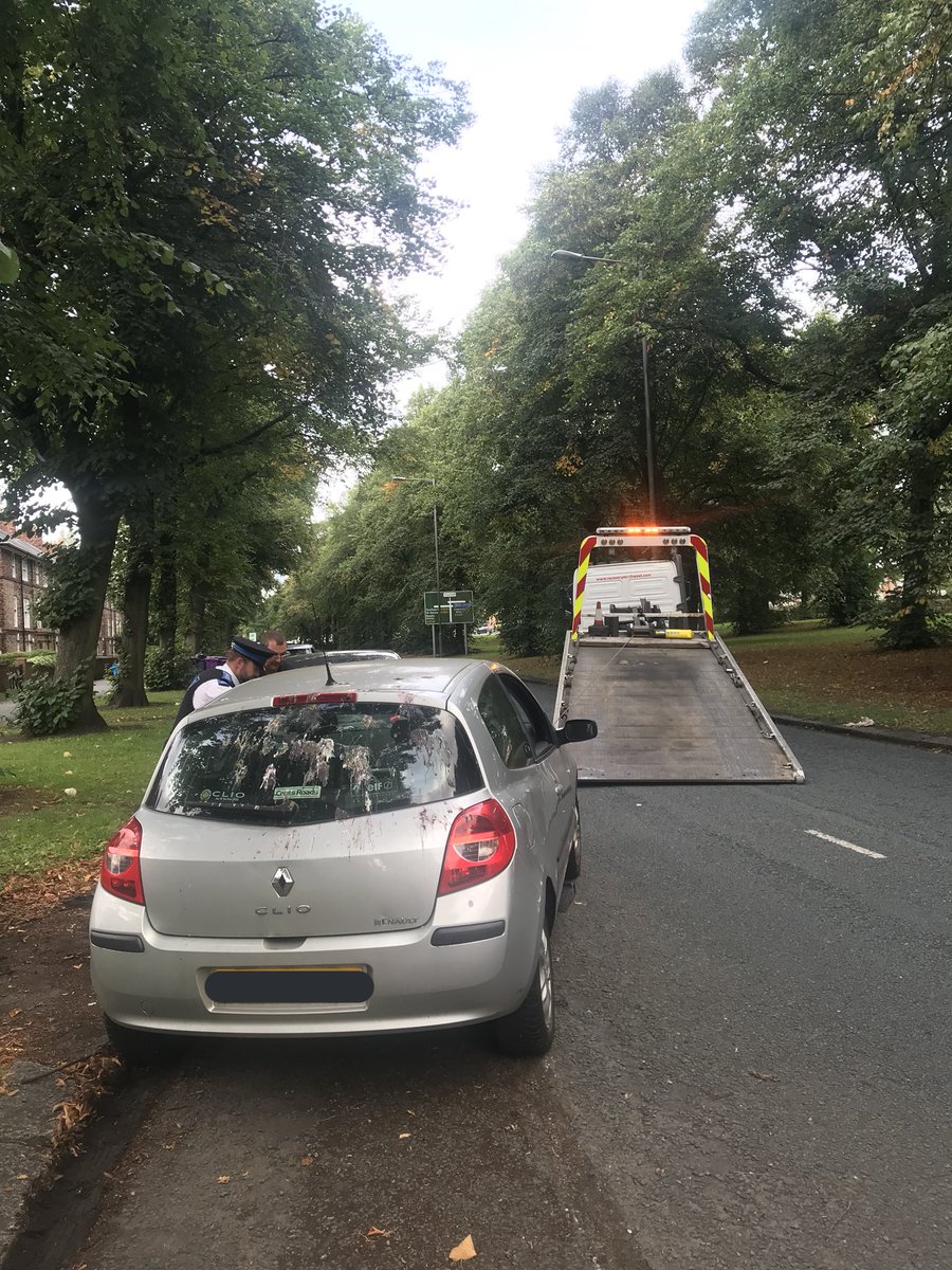 SCon2308's tweet photo. Vehicle seized on Muirhead Avenue today for no insurance ☑️ https://t.co/62aUVl09Dw