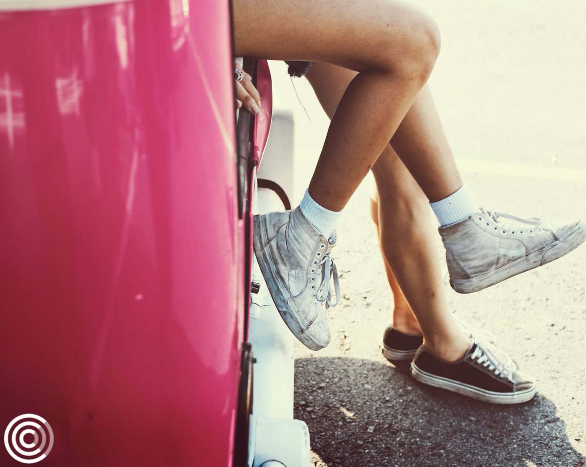 hiosocial's tweet photo. 🚗🗺Road-tripping for the holiday weekend? Put your phone away and be present with your family and friends. Contap Social can show you how.✨https://t.co/DmkO3iUBi9 #LaborDayWeekend #networking #LaborDayWeekendFun https://t.co/vPhVjDjP2M