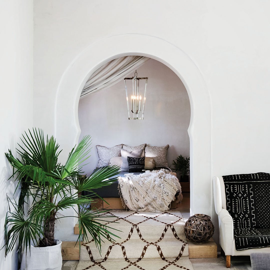 LightingOne's tweet photo. Make your #dreamhome your real home! Our #LightingOne affiliated showrooms offer design consultations, and many of them even offer professional installation! https://t.co/lbYvlpWLyM