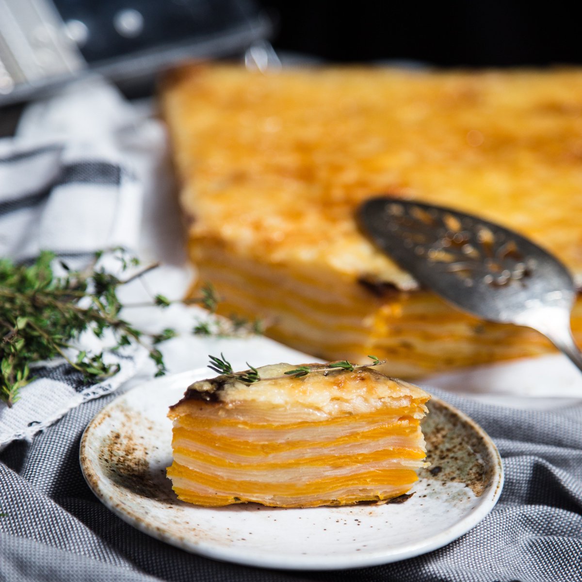 allcladcanada's tweet photo. Here's another one of @ChefAlexChen's #ChefSignatures: a soft and fluffy layered Cheese Tart, garnished with a sprig of fresh thyme. Be inspired and share your own All-Clad creation too! 👨‍🍳⭐ https://t.co/xPrwaXgq9u