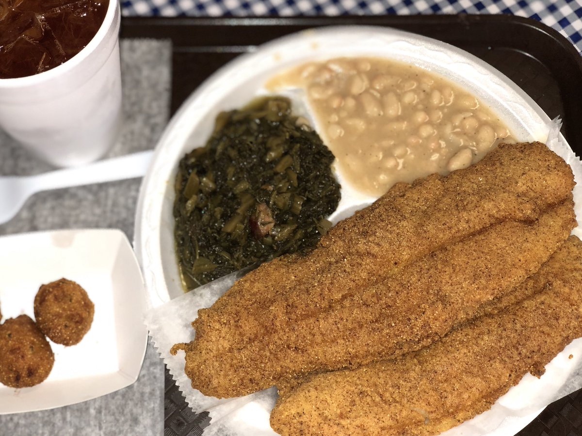 UncleLarrys423's tweet photo. Nothing better than a plate of Uncle Larry’s Catfish. So to all UTC students if your hungry stop by show you student ID and get 10% off.  #Unclelarrys #unclelarrysrestaurant #fishsogooditwillsmackya #ijustgotsmacked #chatt #423 #hotfish #food #chattanoogaeating https://t.co/0hCIQHVB8o