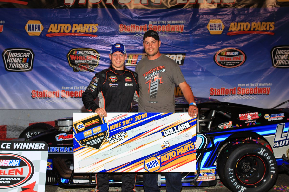 StaffordSpeedwy's tweet photo. Can anyone stop the 50? Only 4 races stand between driver Ronnie Williams and owner Adam Skowyra's first SK Modified Championship. 66 points in hand, will they put their names in the history books? #SKmods #ChampTrail #Ronnie #WTKGrad #SKLightGrad #Nascar https://t.co/l2bf1pcQJc