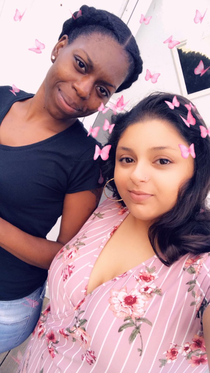 Sweetest_Mixx's tweet photo. My one and only bestfriend 💙 10 year shit 🤞🏼 https://t.co/m9BthFIY54