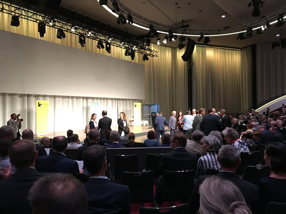 avv_stePerucchi's tweet photo. #KellerhalsCarrard #impulsapero #kcbern #ignaziocassis #beatbrechbühl https://t.co/yo1jpMepZG