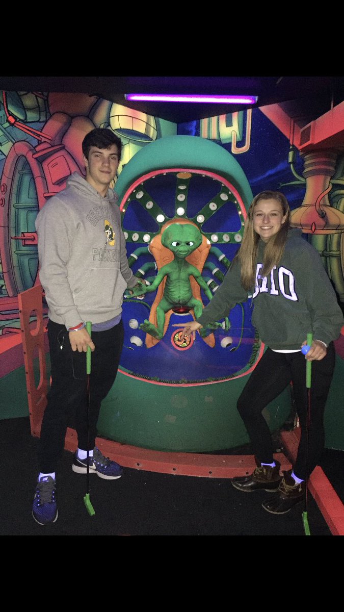 dompalko's tweet image. Happy Birthday @clairenovakkk !!!! Can’t wait to see you tomorrow ❤️❤️