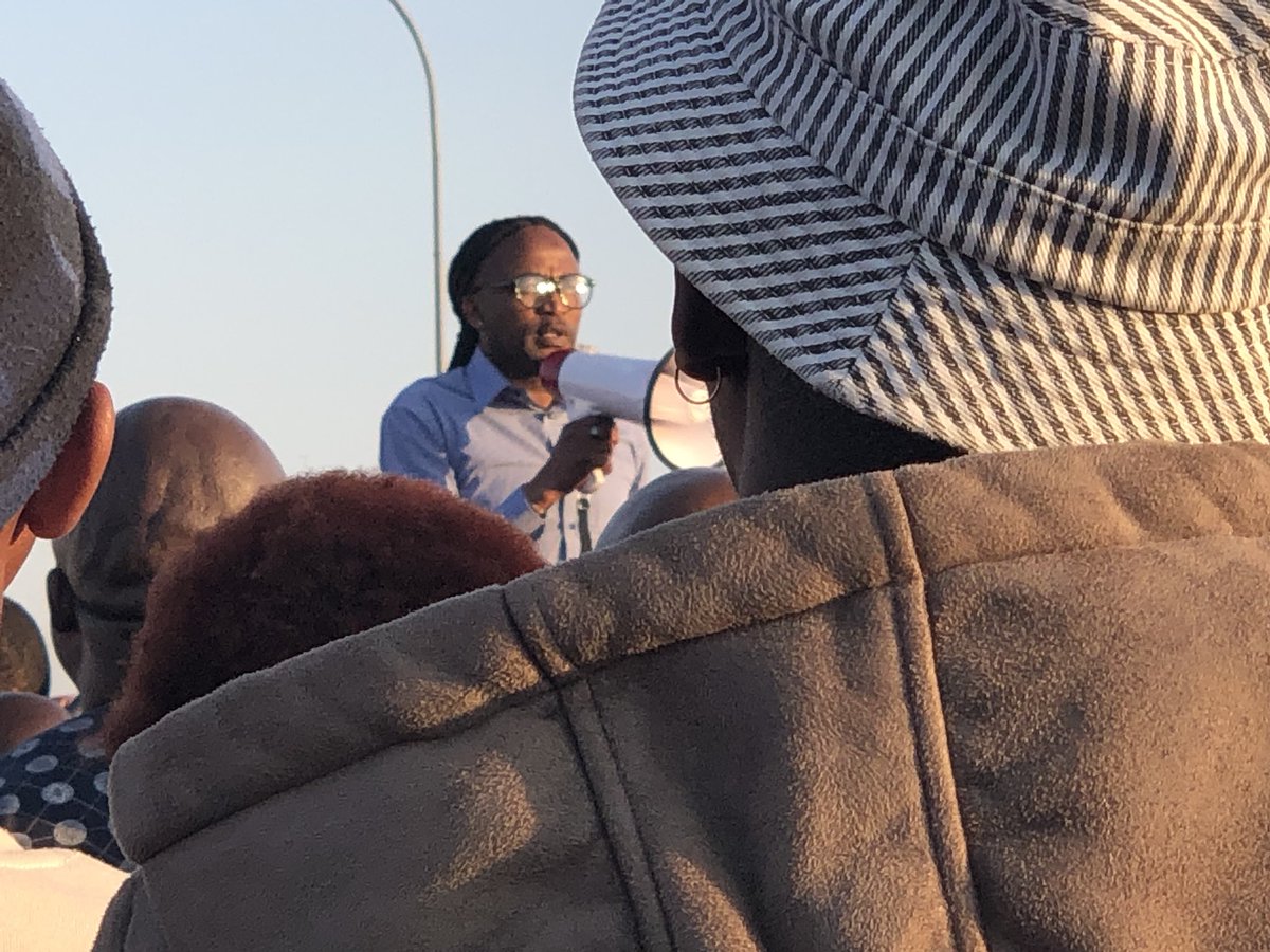 Galeshewe communties will decide on Sunday what the way forward is. They remain adamant that mayor Mangaliso Matika must be removed. #sabcnews