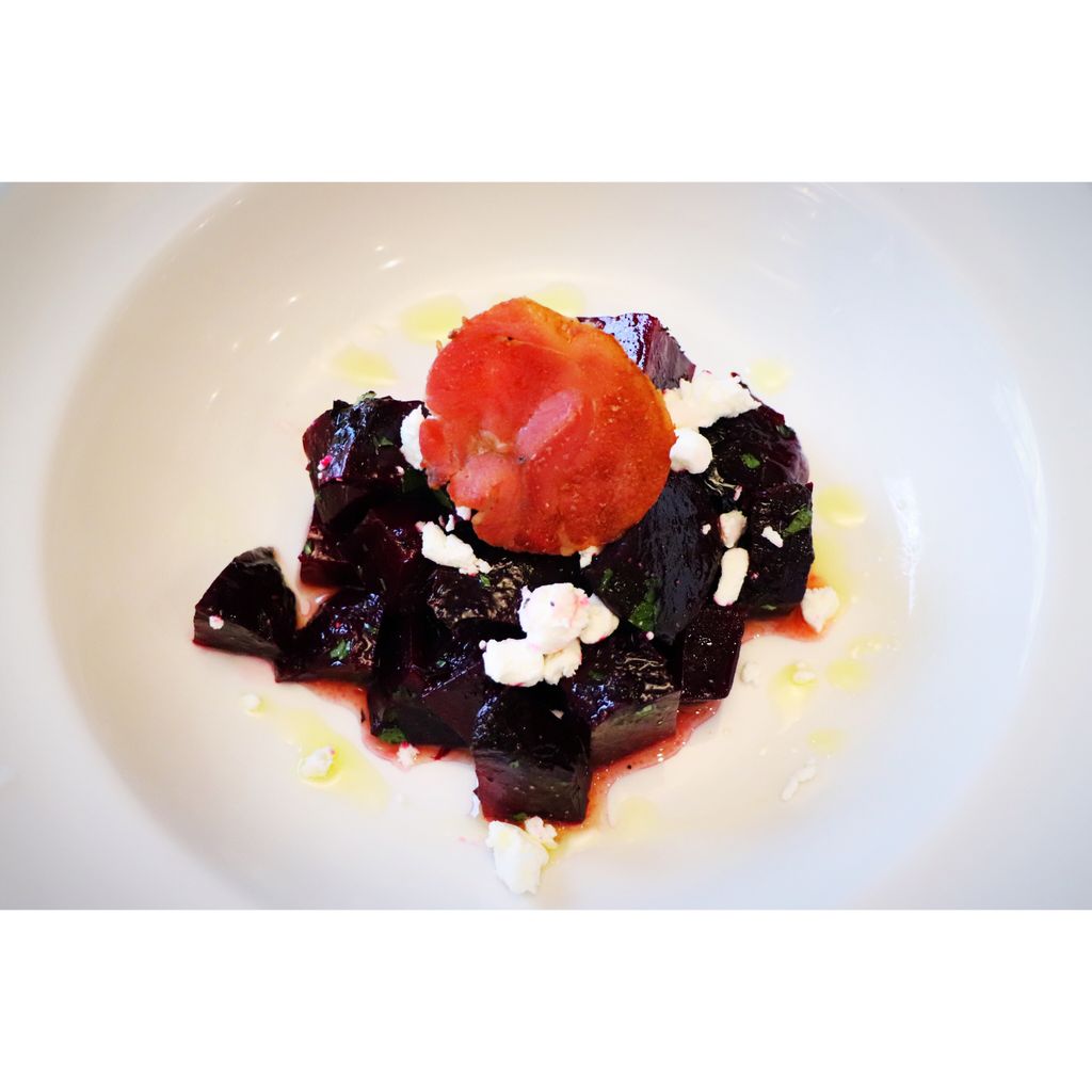 lemuscadin's tweet photo. Insalata di Barbabietole | Salade de Betteraves - sur la table d’hôte ce midi! 
 •
 •
 •
#vivrelemuscadin #experiencelemuscadin https://t.co/s2lo06RSpV
