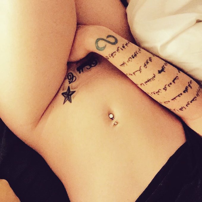 Delilah Rae’s pics and videos