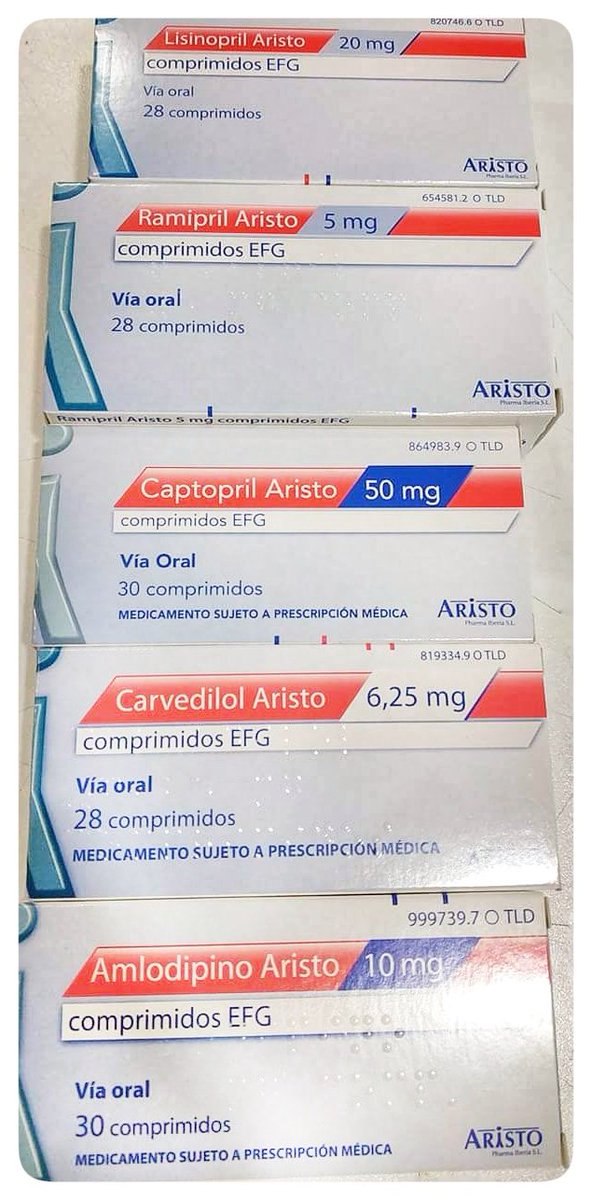 entrejarabes's tweet photo. Veamos la foto de una compañera. Esto es la #subasta qu tenemos en #andalucia Seguimos pensando en el #paciente y en su adherencia al💊. Nos gusta jugar entre falta y falta a hacer las cajas iguales👌 #SAS #farmacia #BastaYa https://t.co/mLcToKAlSM