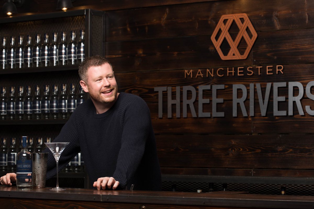 MancLibraries's tweet photo. On September 20th the @BIPCManchester host a talk from Dave Rigby, Founder of @McrThreeRivers &amp; winner of Best Entrepreneur at the Talk Of Manchester Awards 2017. Hear how he turned his concept into a multi award winning Gin. To book your free ticket visit https://t.co/aWyCabkGX7 https://t.co/BuJgn95GRw